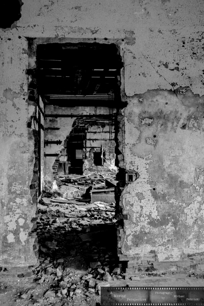 Dark-Passage-3_prison_na-as-Smart-Object-1